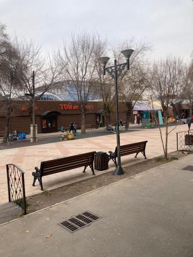 Hostel Del Luna Almaty Exterior foto