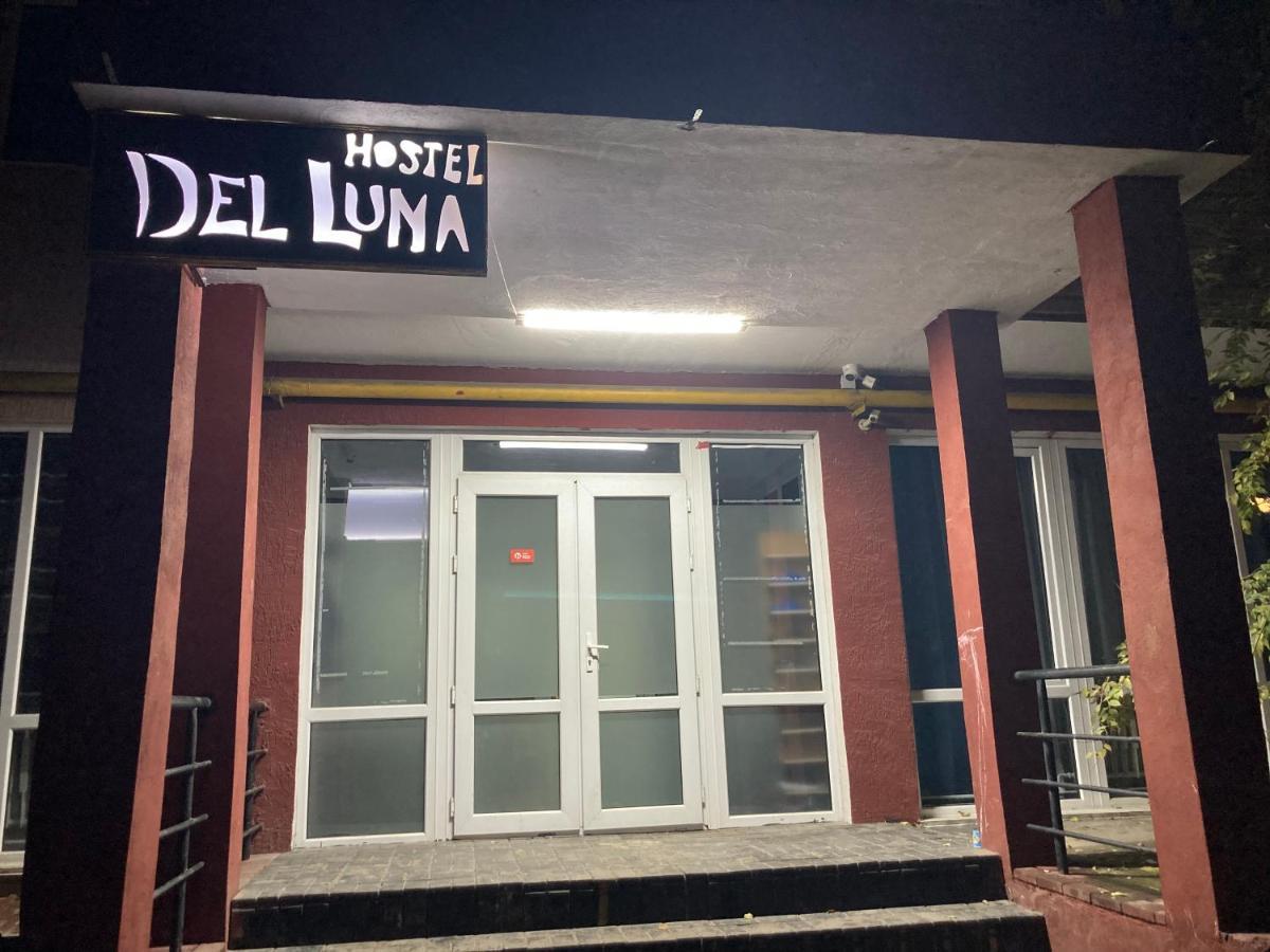 Hostel Del Luna Almaty Exterior foto