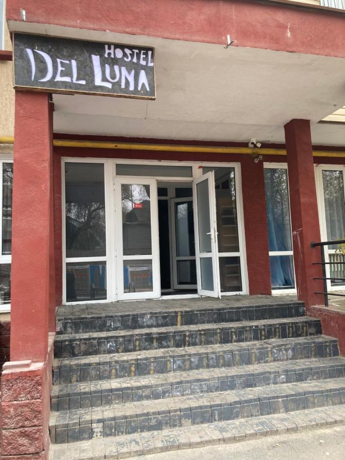 Hostel Del Luna Almaty Exterior foto